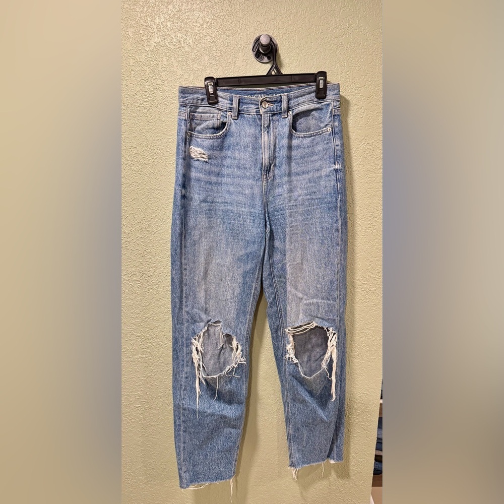 American Eagle Outfitters Light Blue Mom Jeans